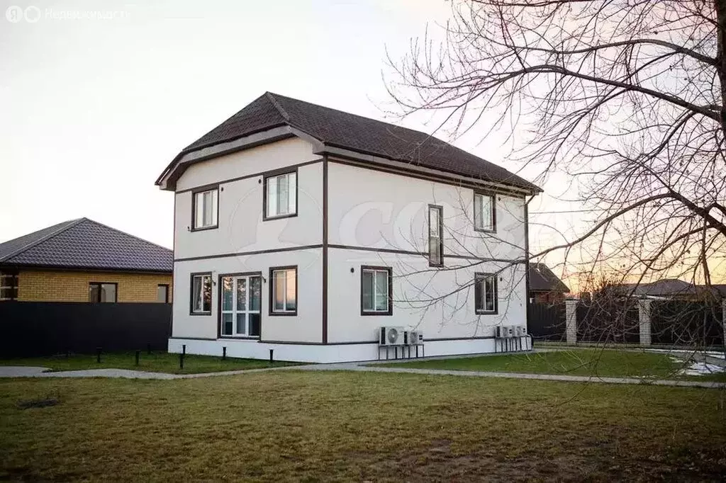 Дом в Тюменский район, деревня Есаулова, коттеджный посёлок Усадьба ... - Фото 1
