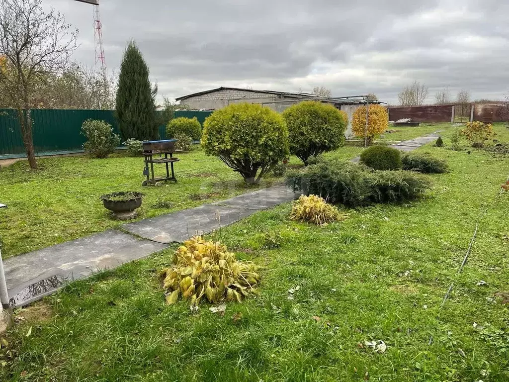 Дом в Калужская область, Малоярославецкий район, Юбилейный с/пос, д. ... - Фото 1