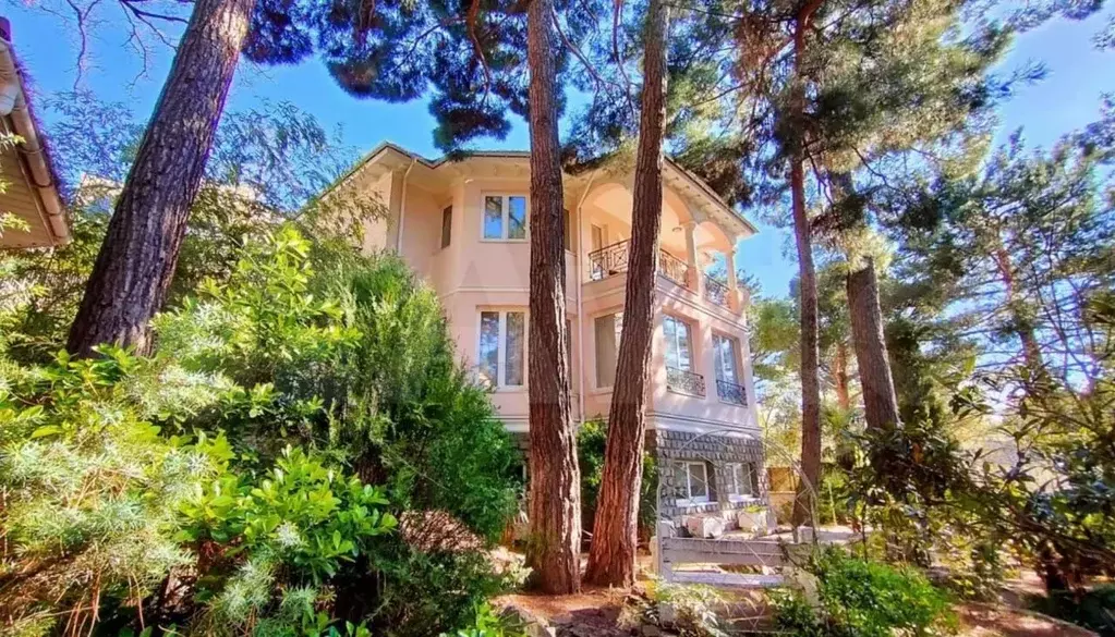 Дом в Крым, Ялта муниципальный округ, Массандра пгт ул. Стахановская, ... - Фото 1