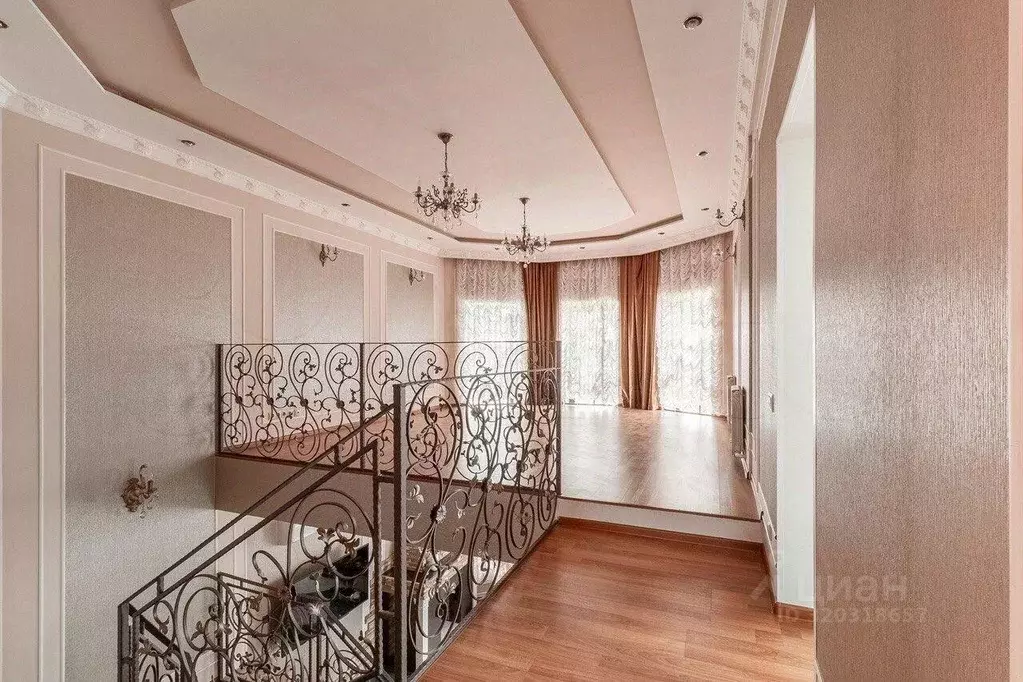 Дом в Волгоградская область, Волгоград Воропоновская ул., 14 (211 м) - Фото 1