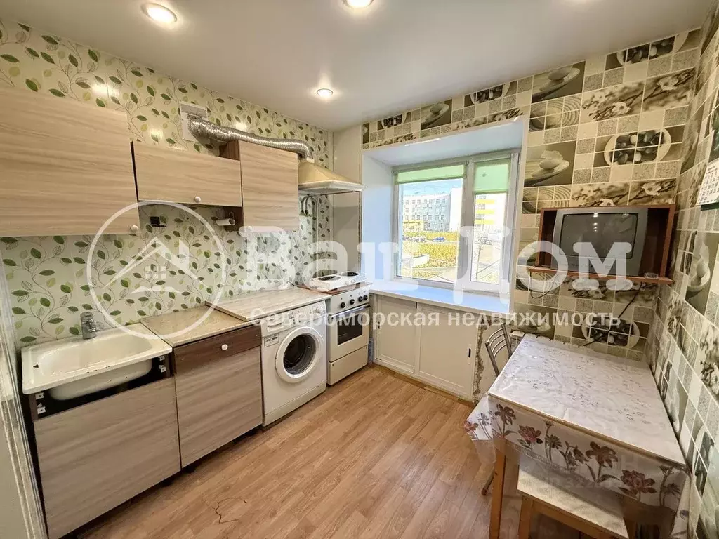 2-к кв. Мурманская область, Североморск Пионерская ул., 11 (42.0 м) - Фото 1