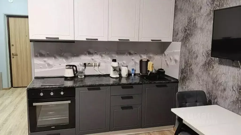 Студия Тюменская область, Тюмень ул. Фармана Салманова, 6 (22.8 м) - Фото 2