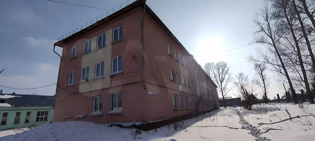 Помещение свободного назначения в Кемеровская область, Инской пгт ул. ... - Фото 1