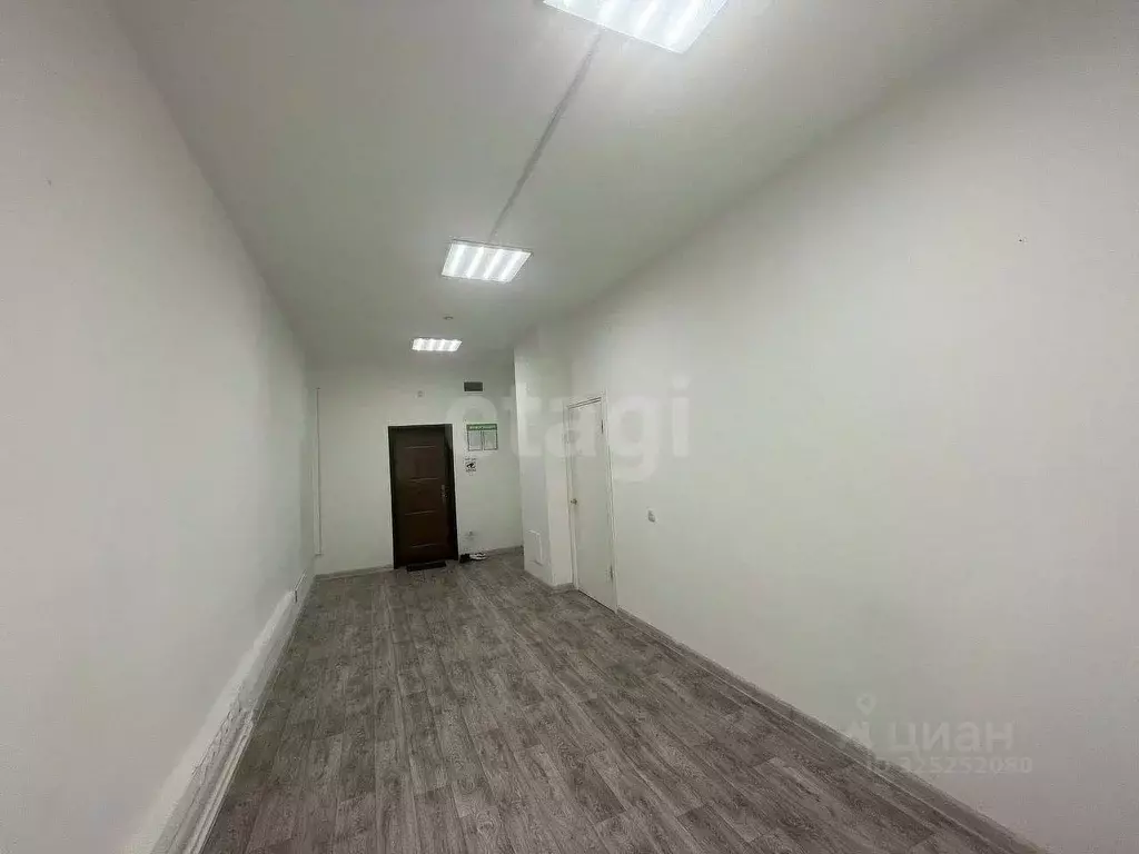 Офис в Ямало-Ненецкий АО, Салехард ул. Чубынина, 25 (46 м) - Фото 2