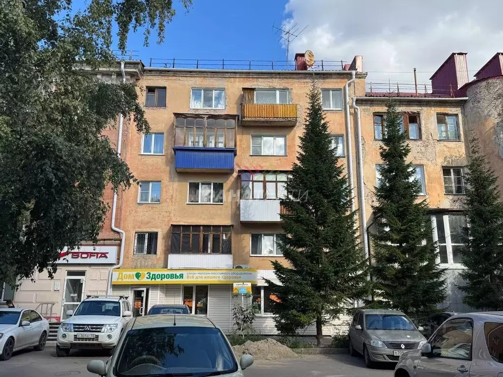 2-к кв. Омская область, Омск ул. Маяковского, 17 (53.9 м) - Фото 0