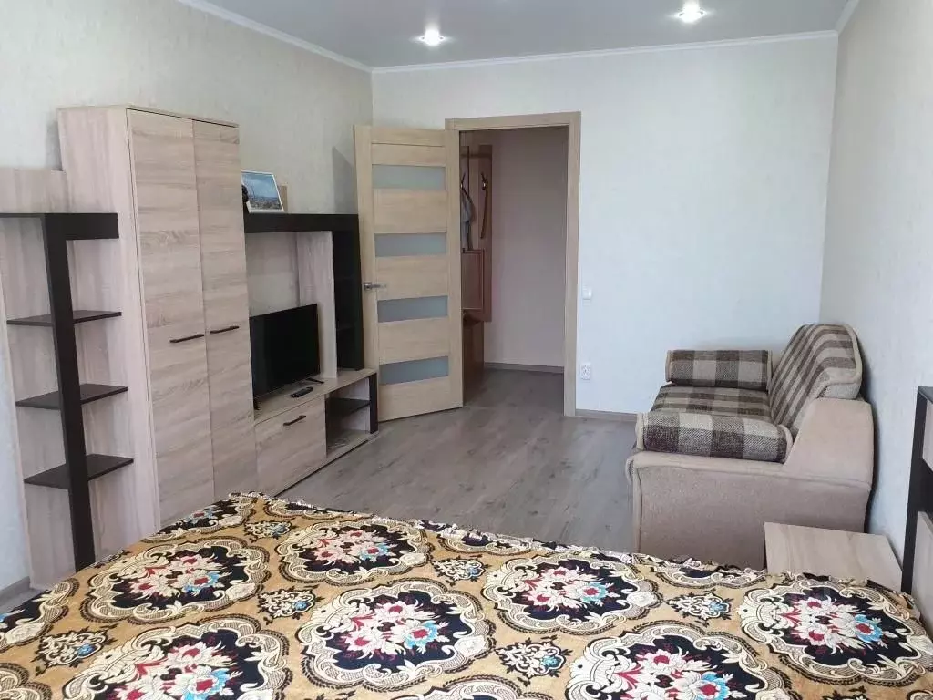 1-к кв. Орловская область, Орел Октябрьская ул., 122 (63.0 м) - Фото 0