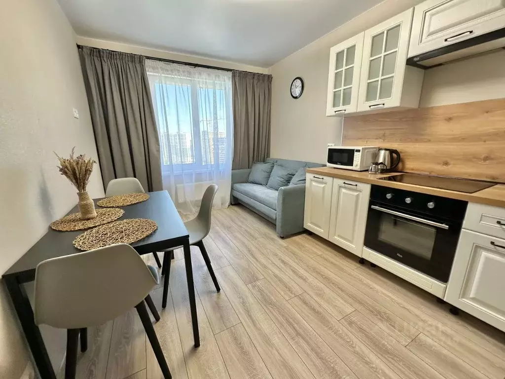 2-к кв. Татарстан, Казань ул. Рауиса Гареева, 103А (40.0 м) - Фото 1