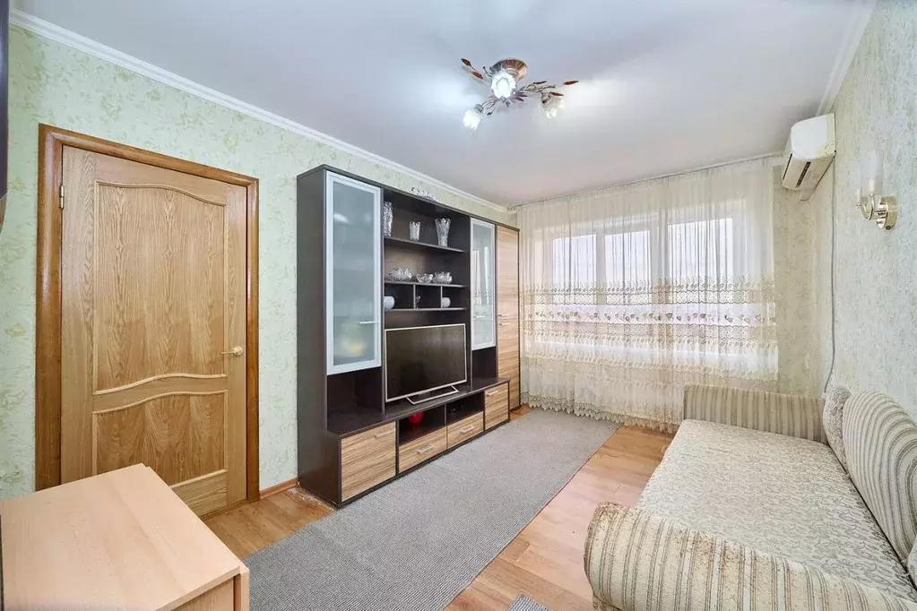 3-к кв. Адыгея, Тахтамукайский район, Яблоновский пгт ул. Титова (52.7 ... - Фото 1