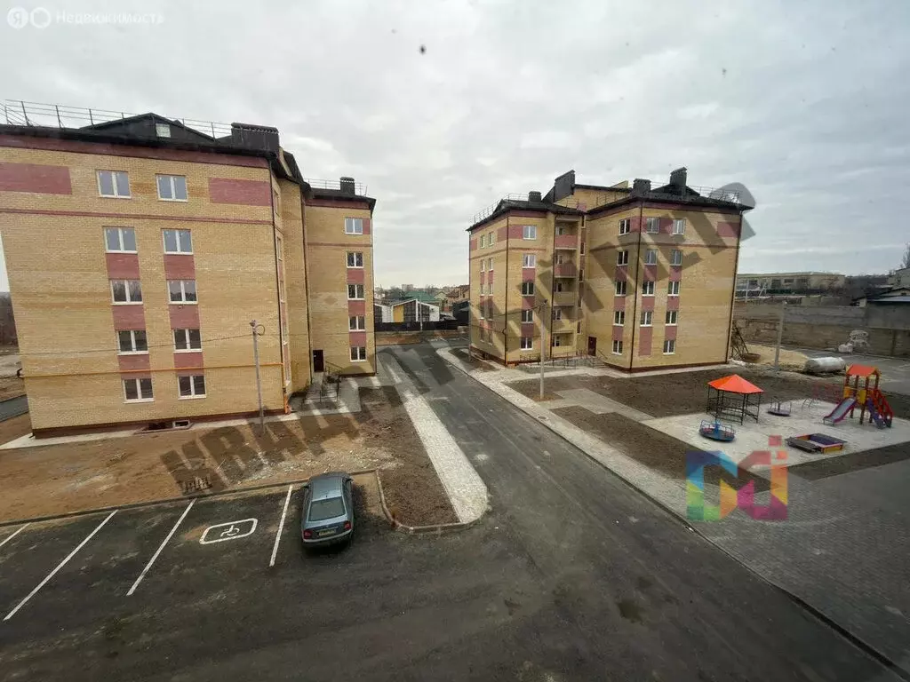 3-комнатная квартира: Элиста, улица В.И. Ленина, 333 (74.37 м) - Фото 1