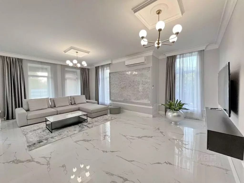 Коттедж в Московская область, Красногорск городской округ, д. ... - Фото 1