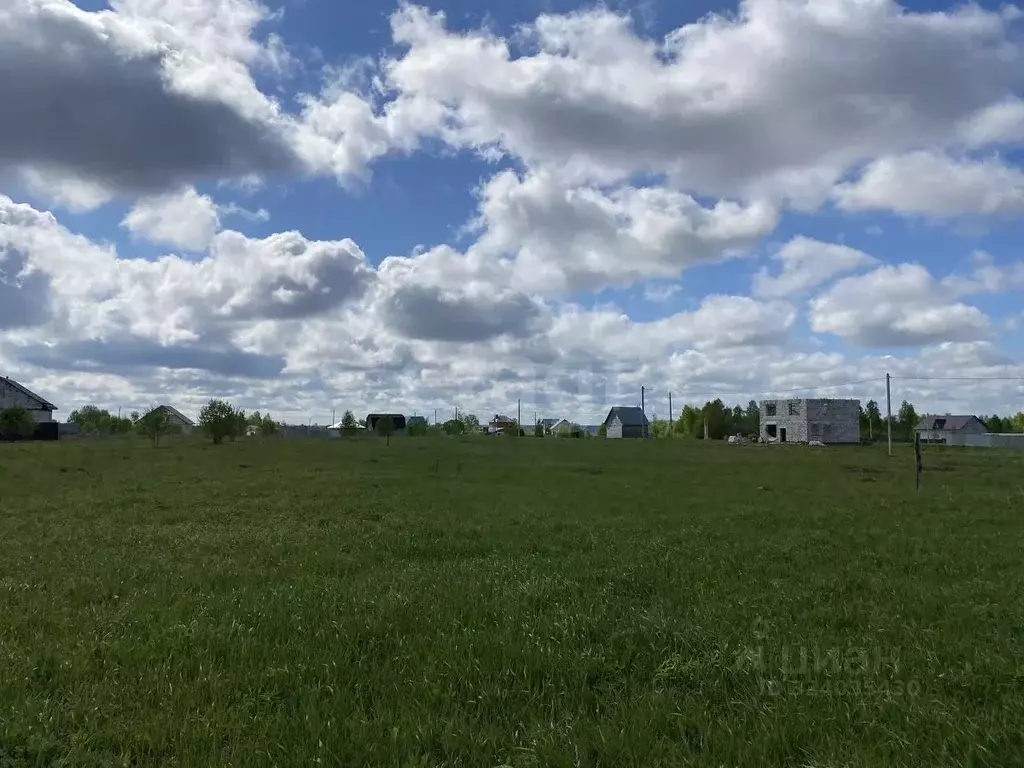 Участок в Калужская область, Перемышль с/пос, д. Хохловка ул. ... - Фото 1