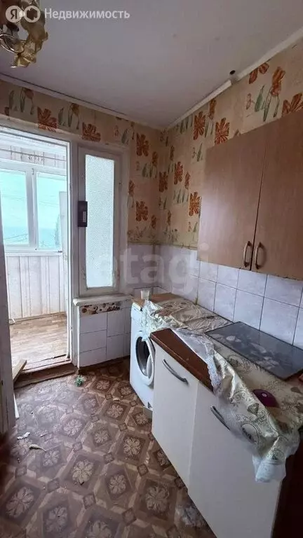 2-комнатная квартира: Алупка, улица Василия Сурикова, 18 (50 м) - Фото 2