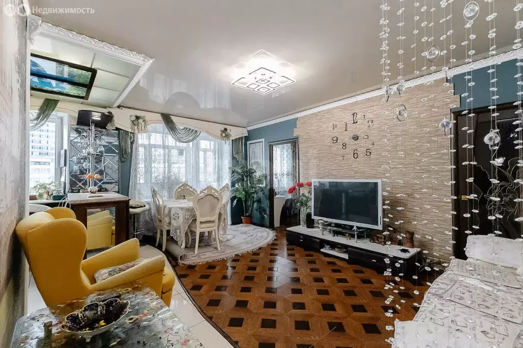 2-комнатная квартира: Екатеринбург, улица Мамина-Сибиряка, 64 (43.6 м) - Фото 1