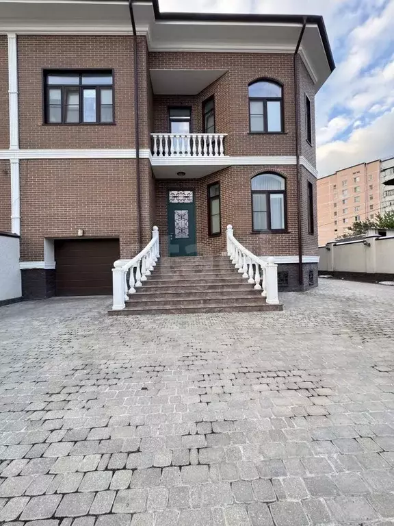 Дом в Ставропольский край, Кисловодск Терская ул. (350 м) - Фото 1