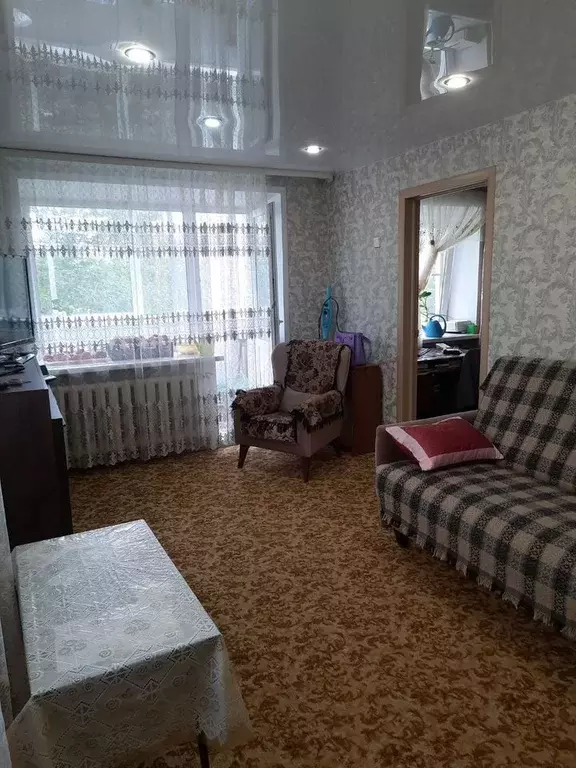 2-к кв. Свердловская область, Кировград ул. Дзержинского, 9Б (42.0 м) - Фото 2