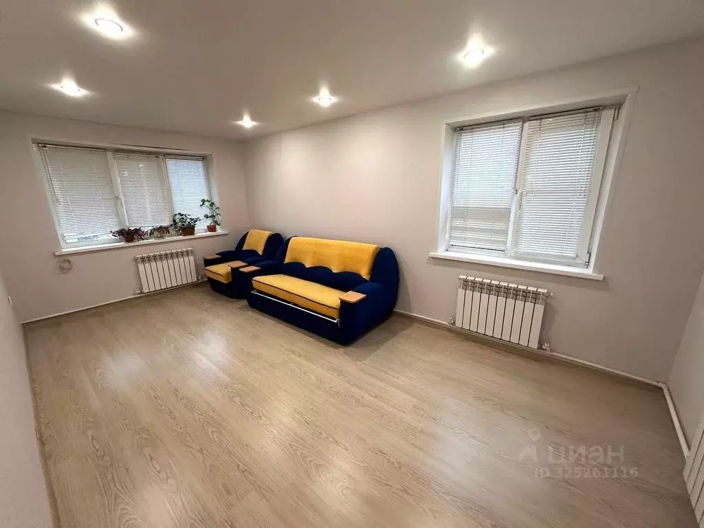 2-к кв. Татарстан, Зеленодольский район, Раифское с/пос, с. ... - Фото 1