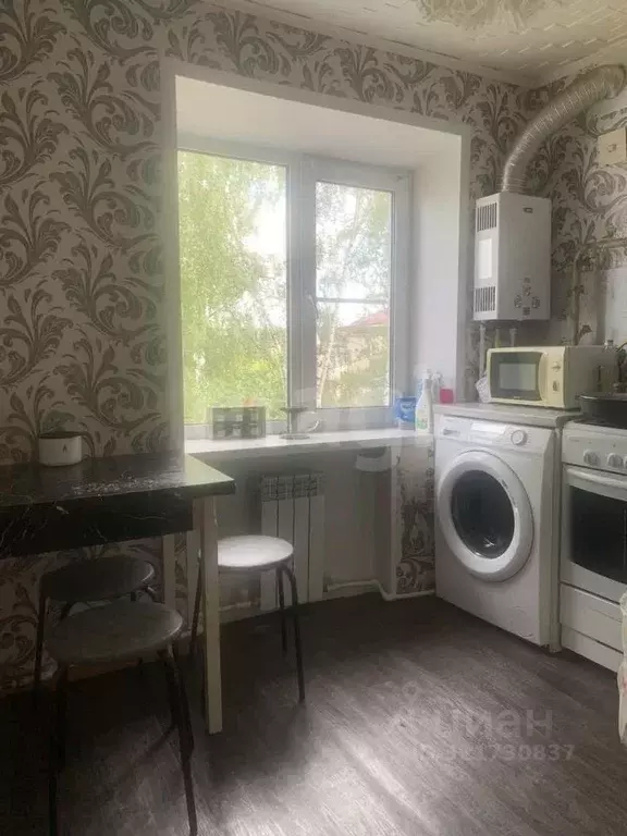 2-к кв. Мордовия, Саранск просп. 50 лет Октября, 4 (42.1 м) - Фото 0