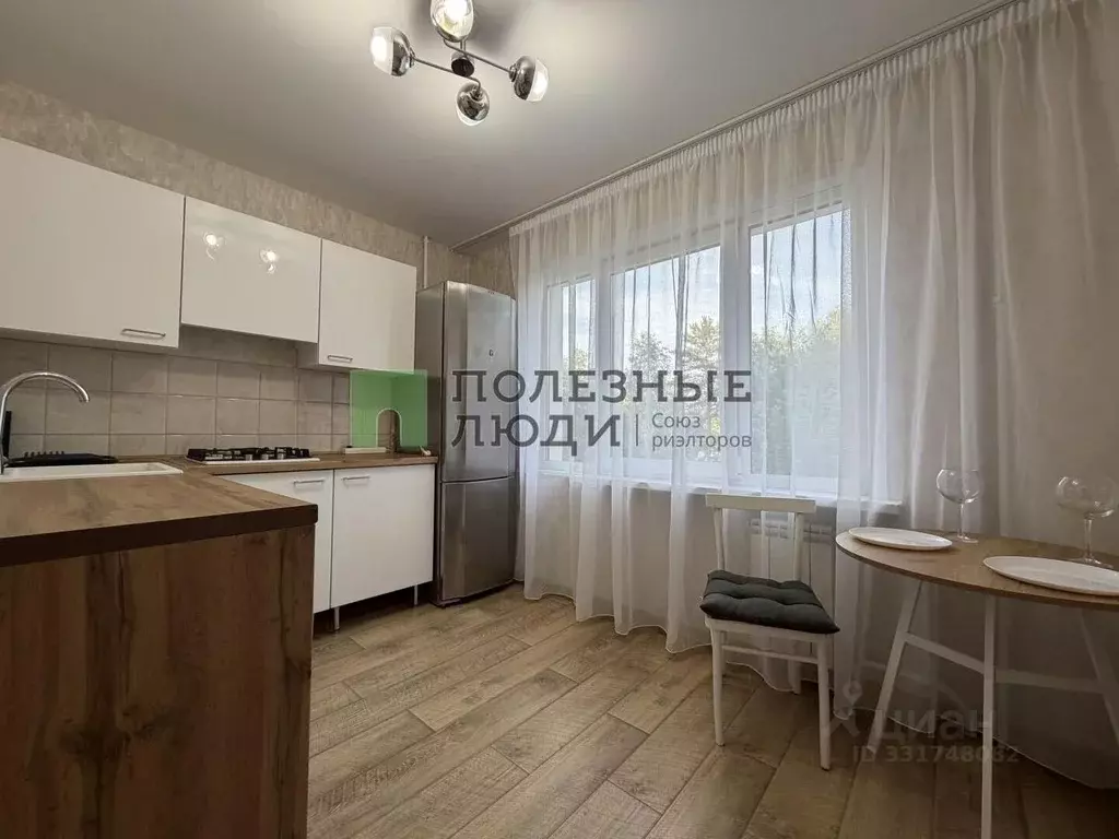 1-к кв. Иркутская область, Ангарск 19-й мкр, 13 (35.2 м) - Фото 1