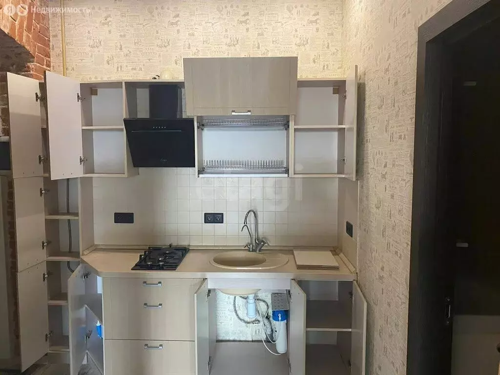 Квартира-студия: Саратов, проспект имени Петра Столыпина, 5 (33 м) - Фото 2