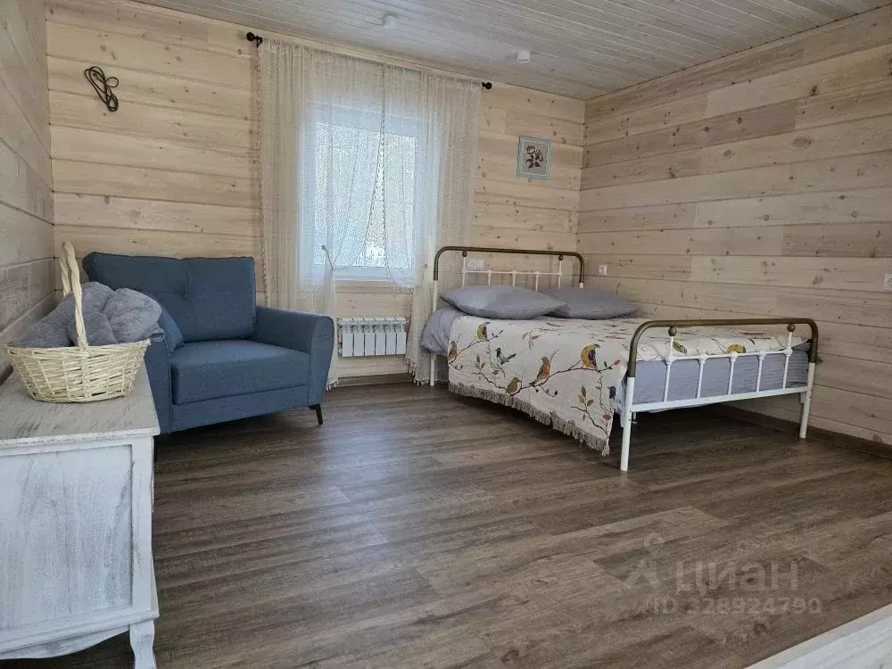 Комната Алтай, Майминский район, с. Манжерок Дачный пер., 5 (30.0 м) - Фото 1
