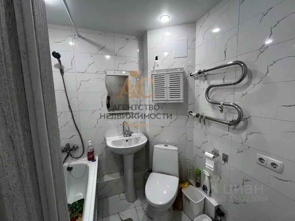 3-к кв. Крым, Феодосия ш. Симферопольское, 33 (57.0 м) - Фото 2