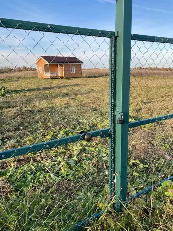 Дом в Ленинградская область, Лужский район, Ям-Тесовское с/пос, д. ... - Фото 1