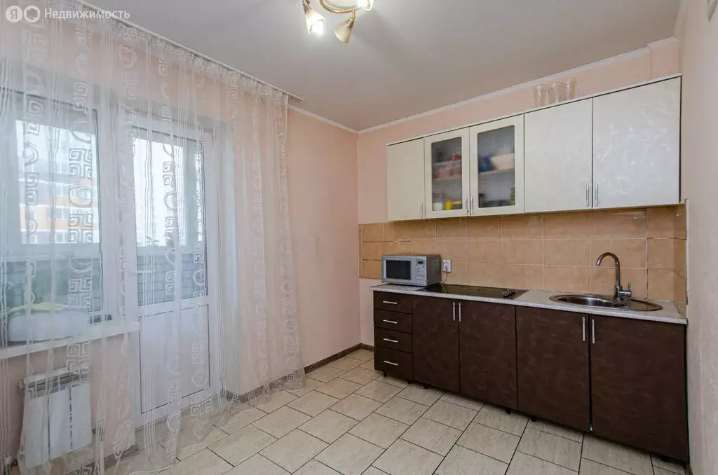 1-комнатная квартира: Брянск, улица Комарова, 53 (40 м) - Фото 1