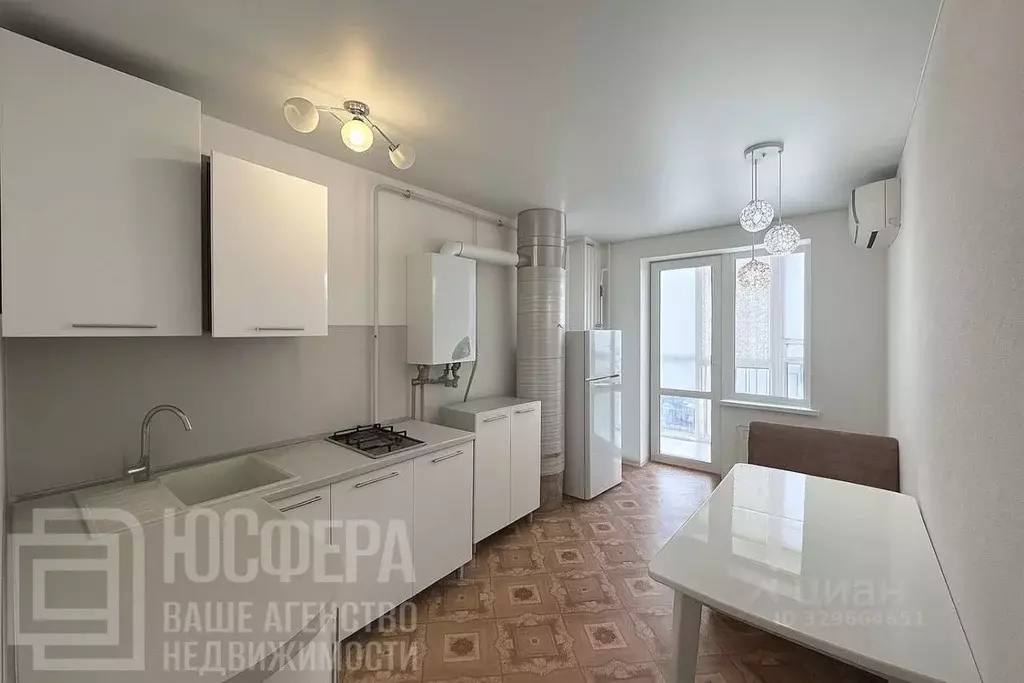 1-к кв. Волгоградская область, Волгоград ул. 8-й Воздушной Армии, 14 ... - Фото 2