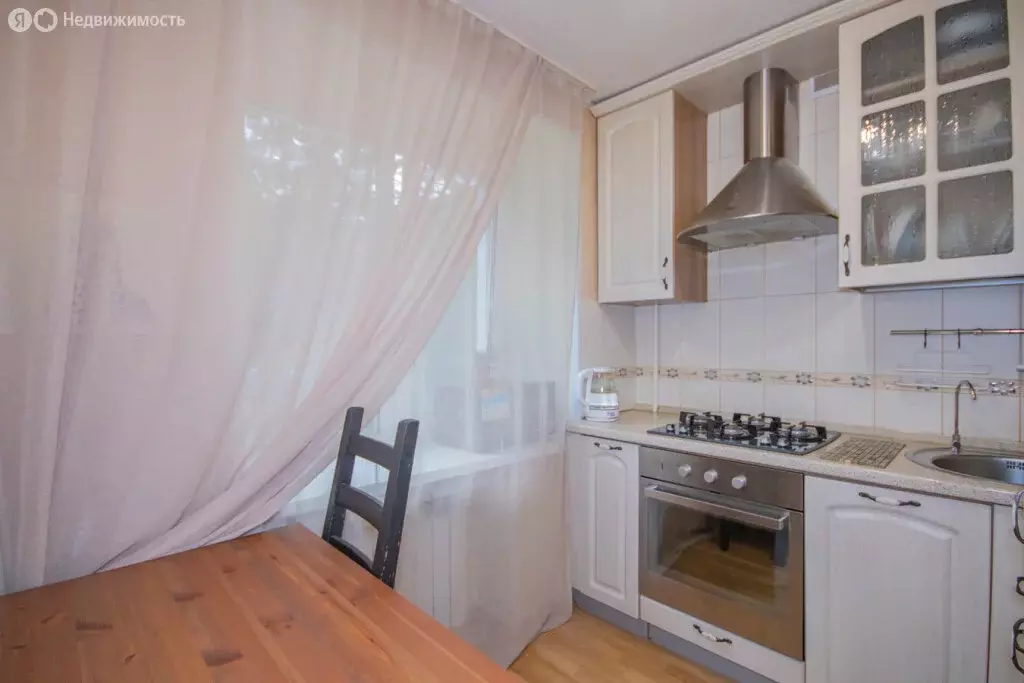 2-комнатная квартира: Екатеринбург, Студенческая улица, 64 (47 м) - Фото 0