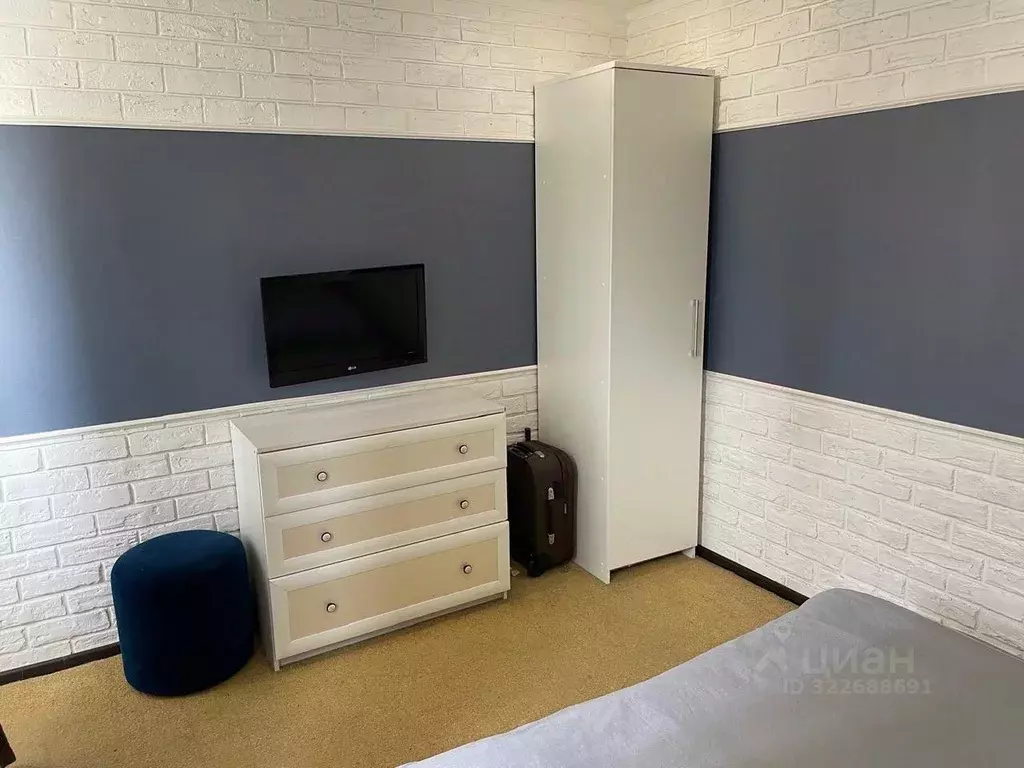 3-к кв. Курская область, Железногорск ул. Мира, 55к2 (73.5 м) - Фото 0