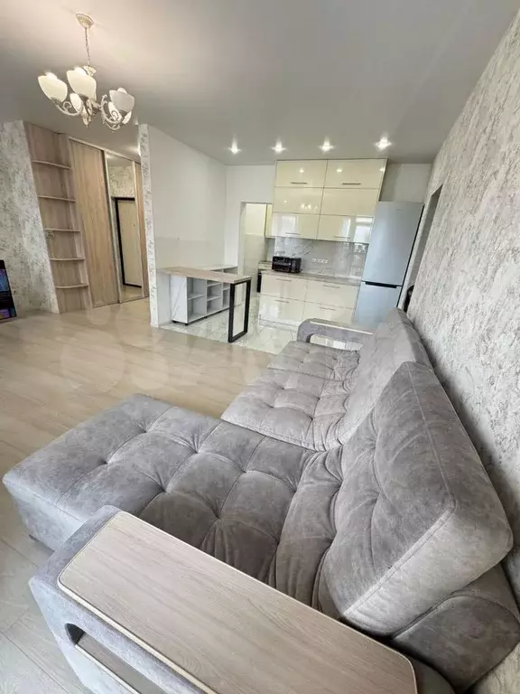 3-к. квартира, 80 м, 5/15 эт. - Фото 1