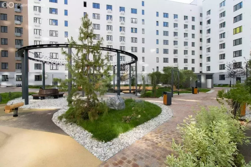 1-комнатная квартира: Тюмень, улица Республики, 204к11 (38.2 м) - Фото 1