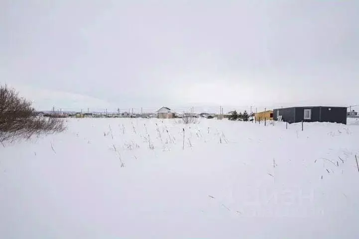 Участок в Татарстан, Тукаевский район, д. Азьмушкино ул. Вахитова, 16 ... - Фото 1