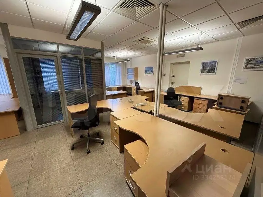 Офис в Москва ул. Летчика Бабушкина, 1к3 (560 м) - Фото 1