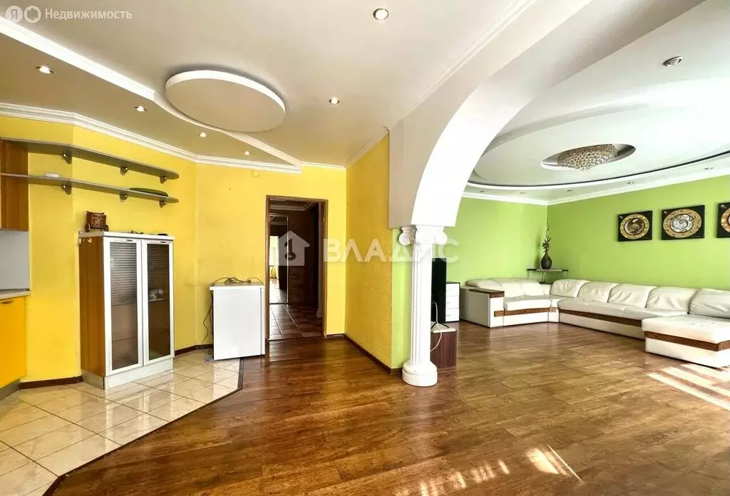 3-комнатная квартира: Чита, улица Столярова, 14 (100.6 м) - Фото 0