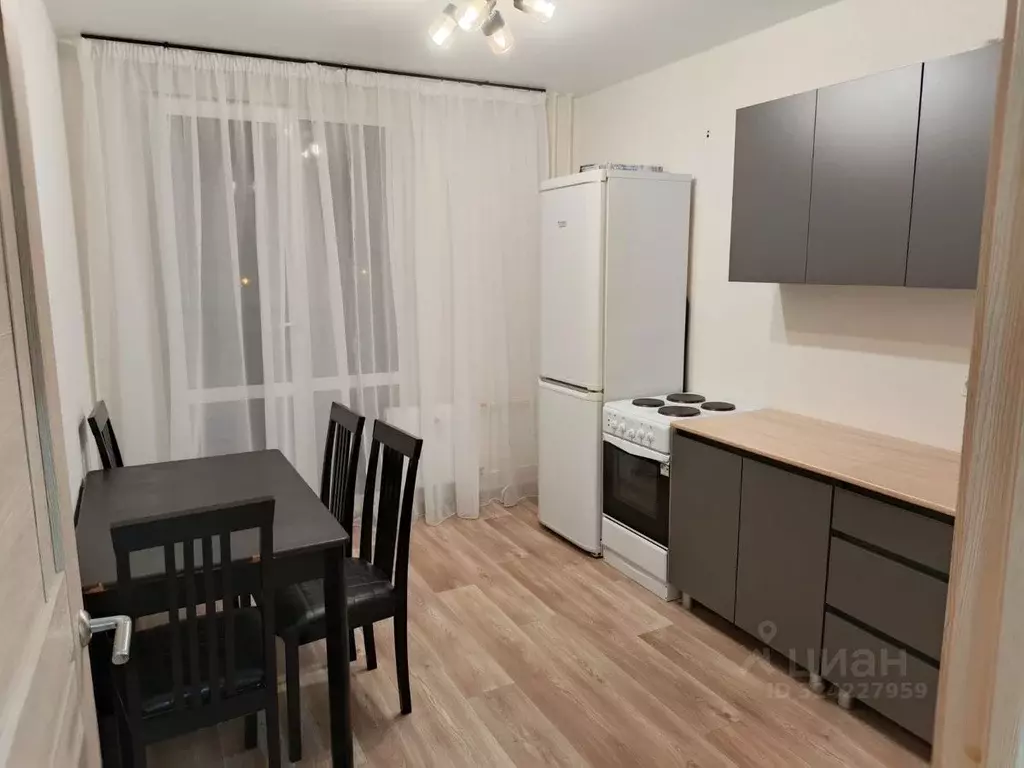 1-к кв. Курская область, Курск ул. Энгельса, 115/4 (37.0 м) - Фото 1