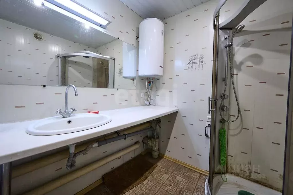 Дом в Псковская область, Псковский район, Ядровская волость, д. ... - Фото 1