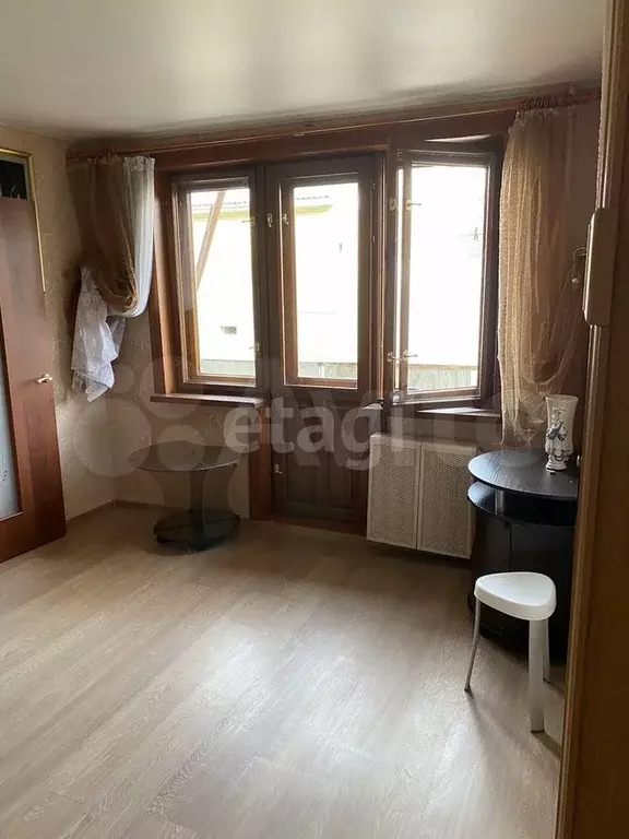2-к. квартира, 54 м, 2/5 эт. - Фото 0