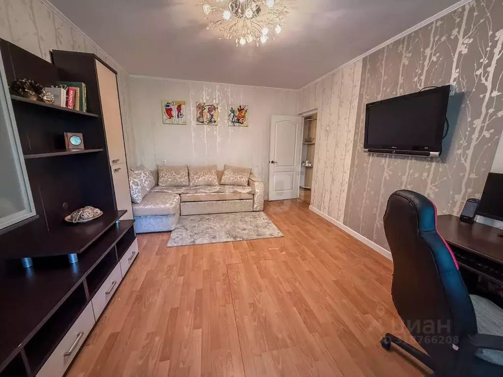 2-к кв. Приморский край, Артем ул. Фрунзе, 62 (49.5 м) - Фото 1