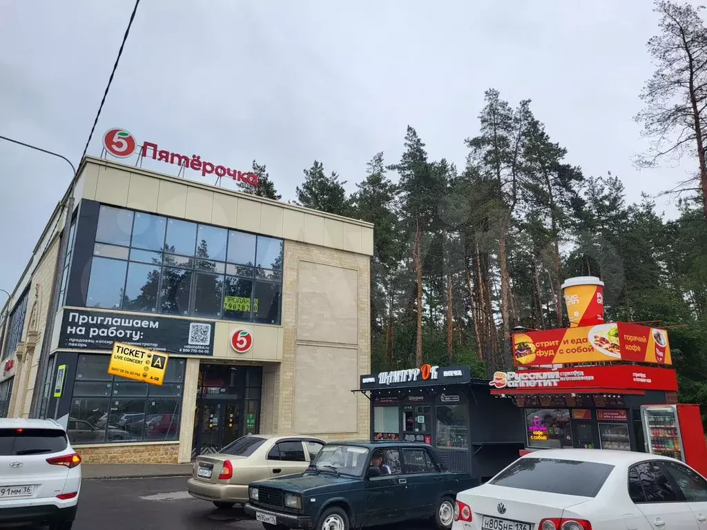 Помещение на первой линии, парковка - Фото 1