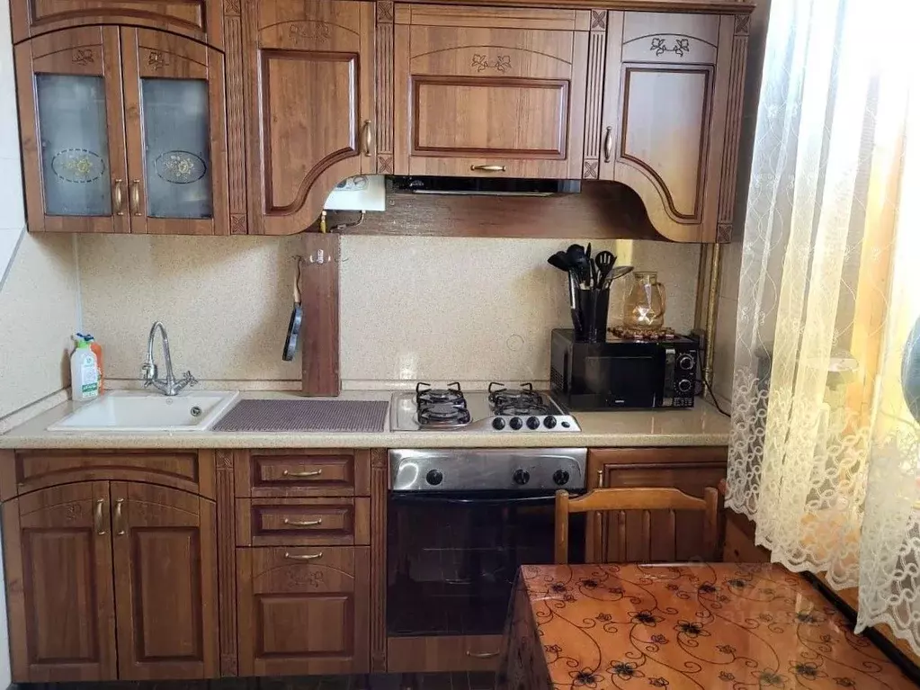 2-к кв. Кабардино-Балкария, Нальчик просп. Ленина, 18 (55.0 м) - Фото 0