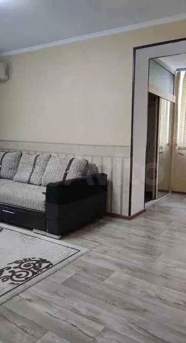 1-к. квартира, 37 м, 4/9 эт. - Фото 1