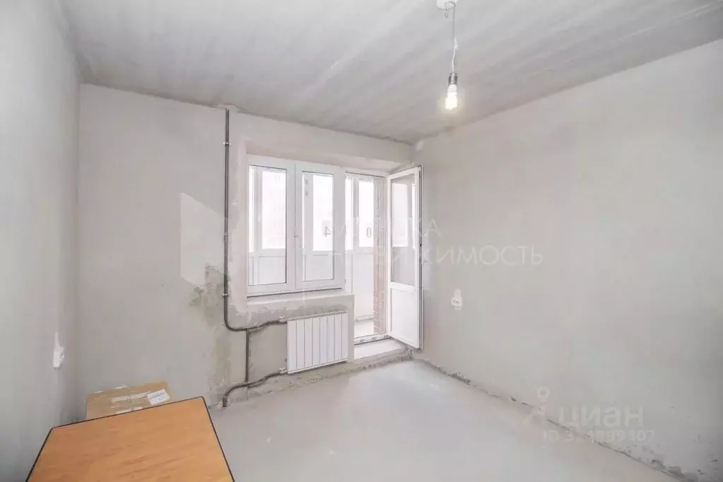 1-к кв. Тюменская область, Тюмень Кремлевская ул., 102 (38.4 м) - Фото 1