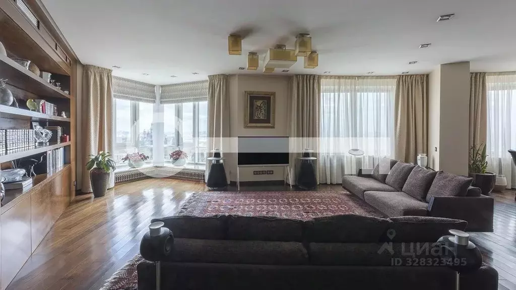 Квартира, 3 комнаты, 187.9 м - Фото 1