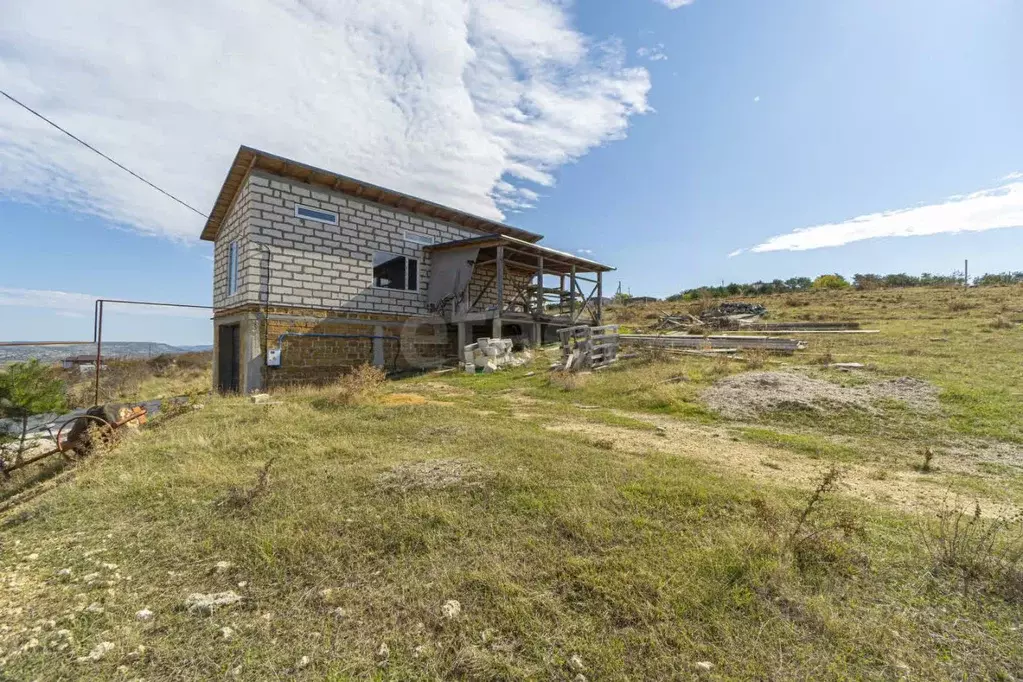 Дом в Крым, Бахчисарайский район, с. Тенистое ул. Алиме Абденнановой, ... - Фото 1