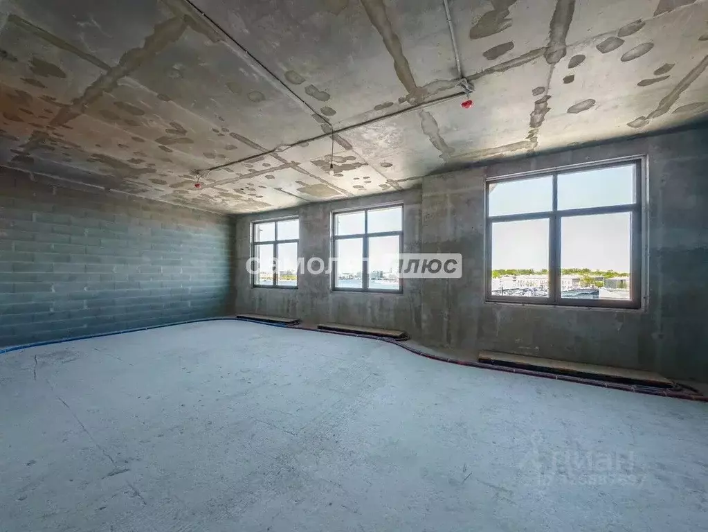 3-к кв. Санкт-Петербург наб. Воскресенская, 32 (126.0 м) - Фото 1