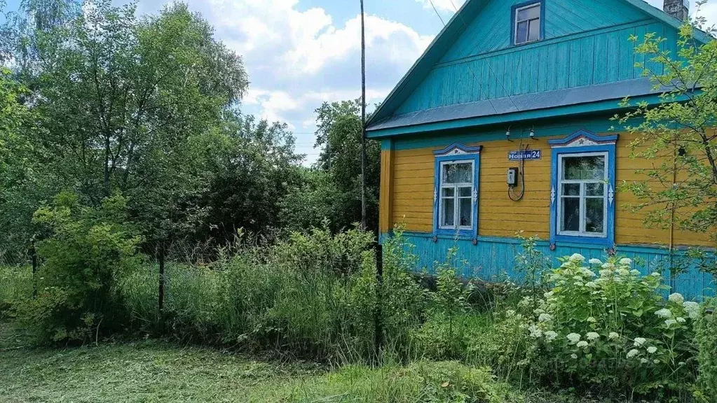 Дом в Псковская область, Великолукский район, Пореченская волость, д. ... - Фото 1