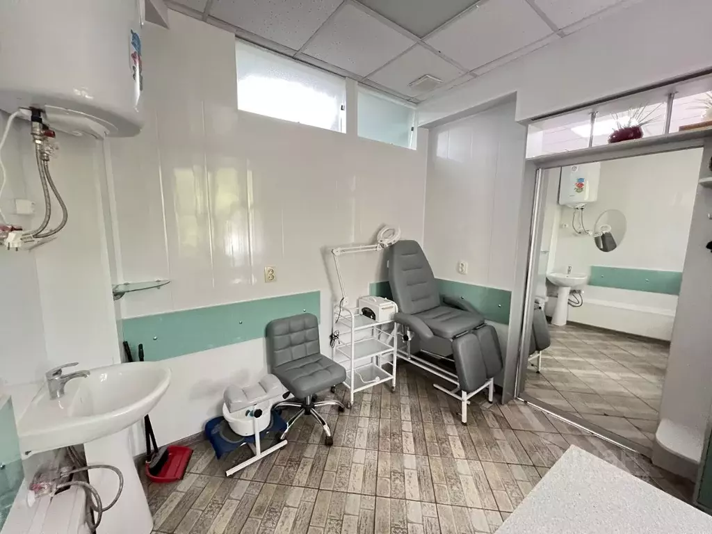 Офис в Волгоградская область, Волгоград ул. Мира, 11 (15 м) - Фото 2