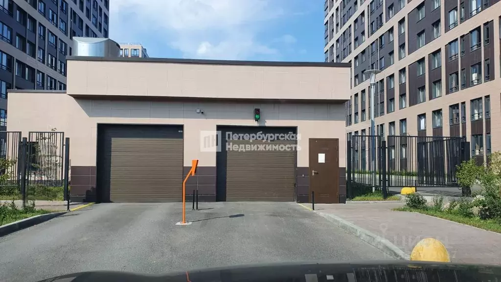 Гараж в Санкт-Петербург Кузнецовская ул., 58к1 (13 м) - Фото 1