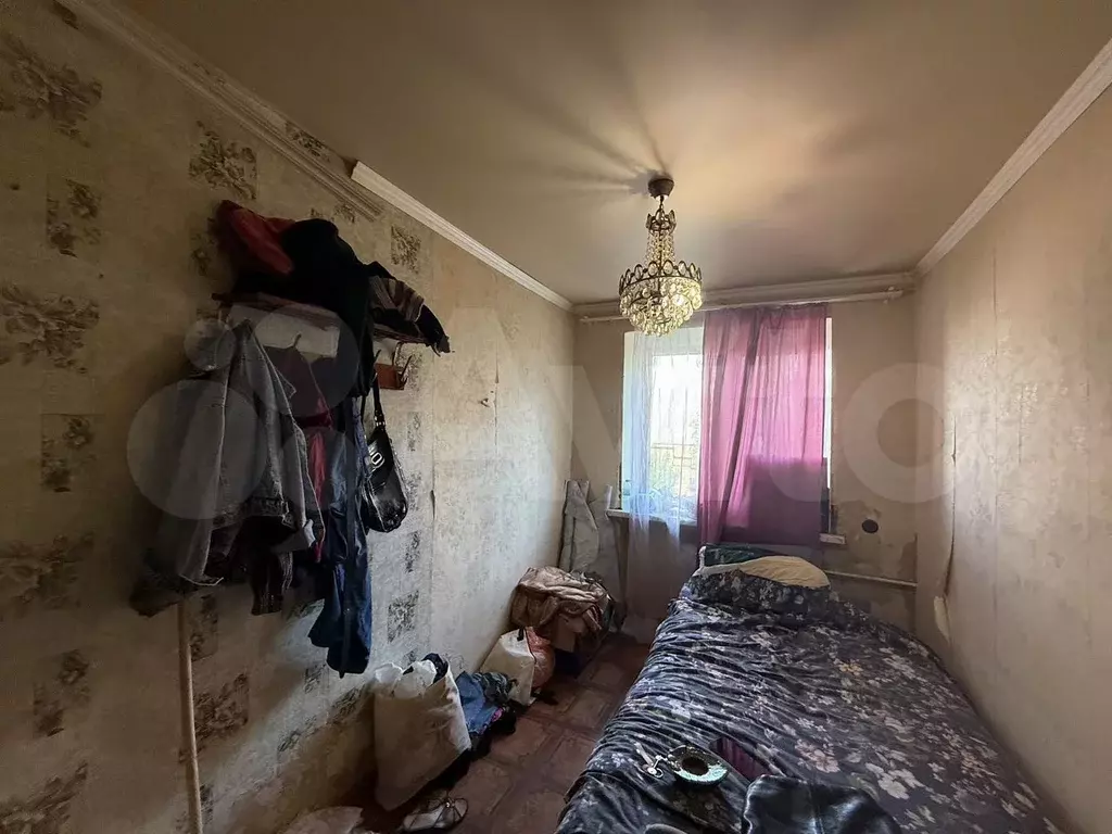 Комната 14,2 м в 5-к., 4/4 эт. - Фото 1
